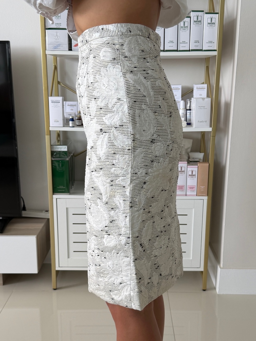Oscar de la Renta White Eyelet Pencil Skirt
